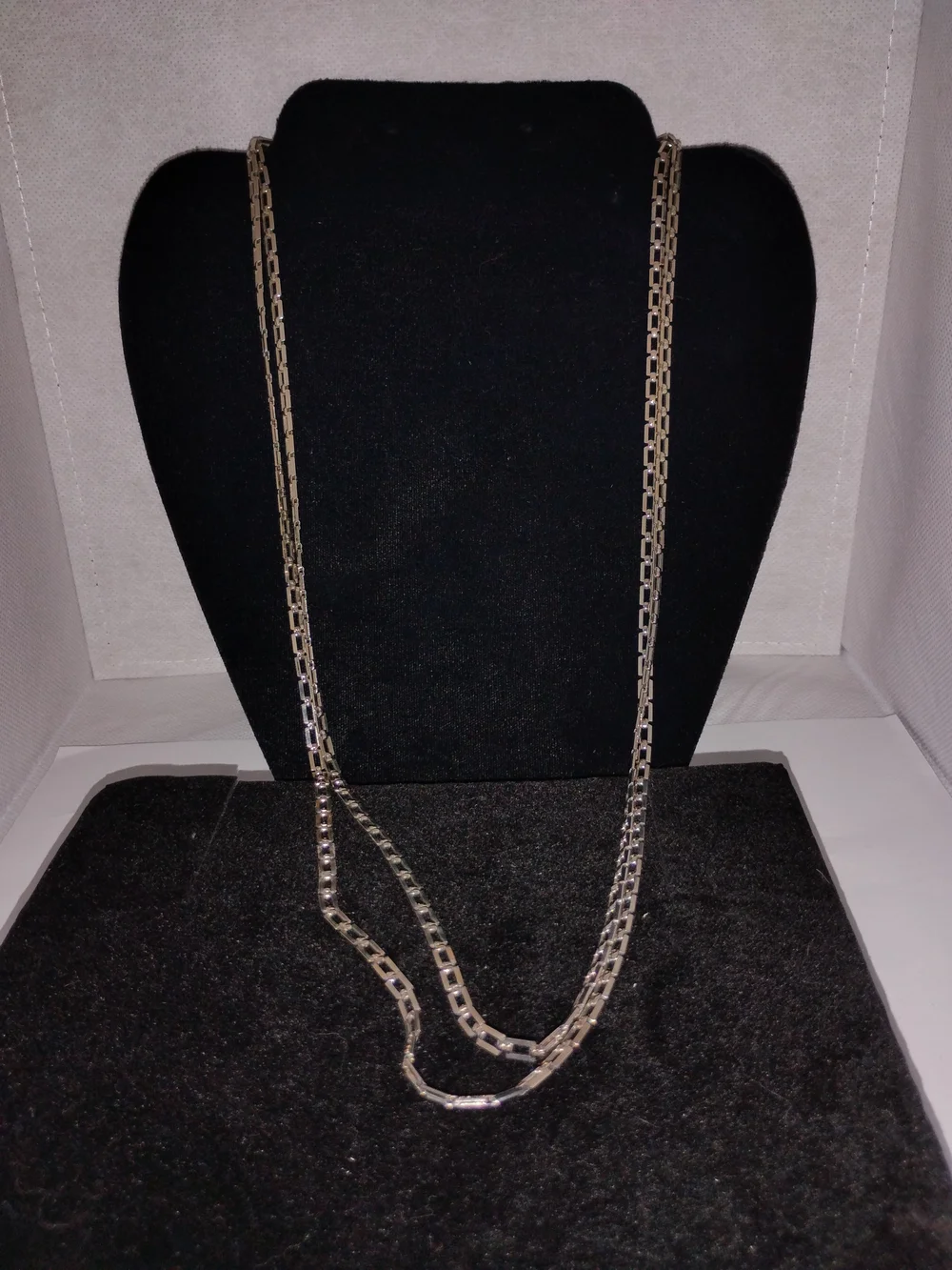 Elegant Women's Burnish Box-Link Necklace